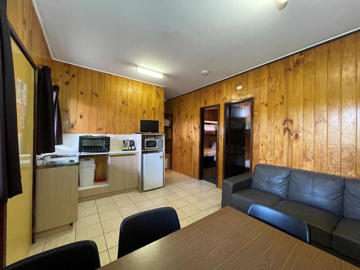 Southern Cross Motor Inn Berridale Extérieur photo